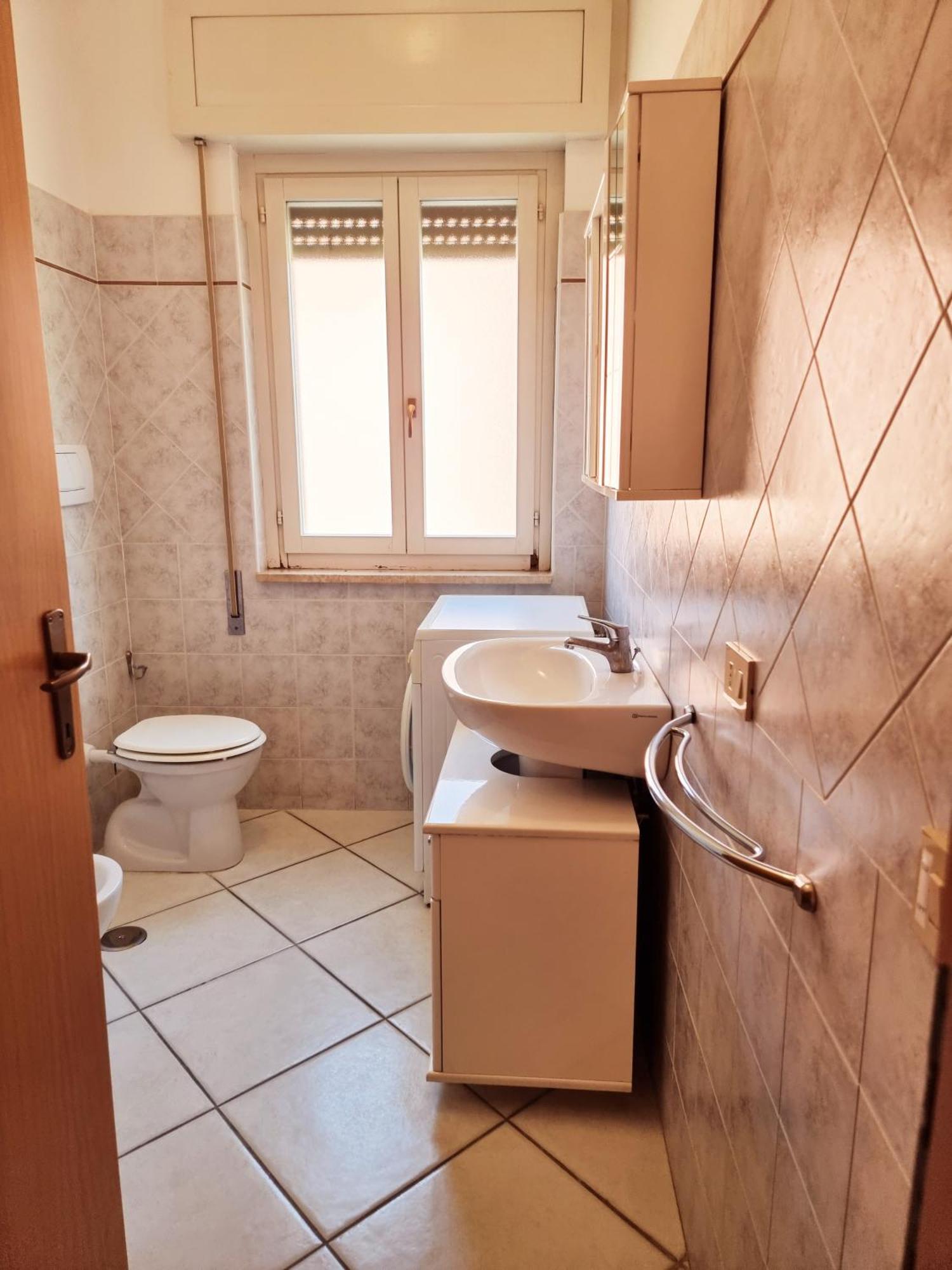 Reale Apartments تيراتشينا الغرفة الصورة
